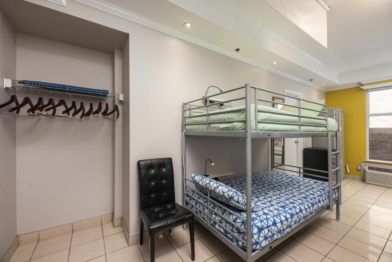 Samesun Montreal Hotel & Hostel Bagian luar foto