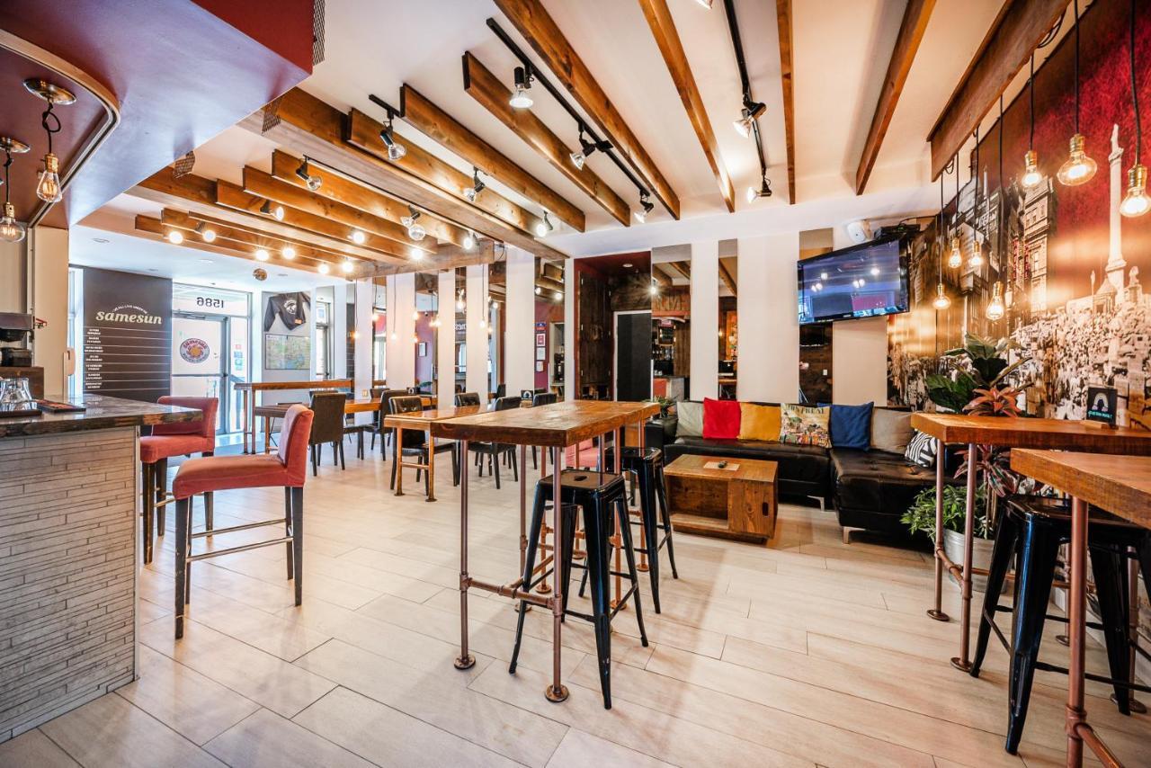 Samesun Montreal Hotel & Hostel Bagian luar foto