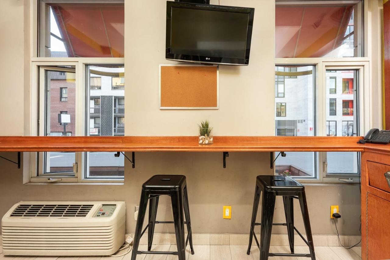 Samesun Montreal Hotel & Hostel Bagian luar foto