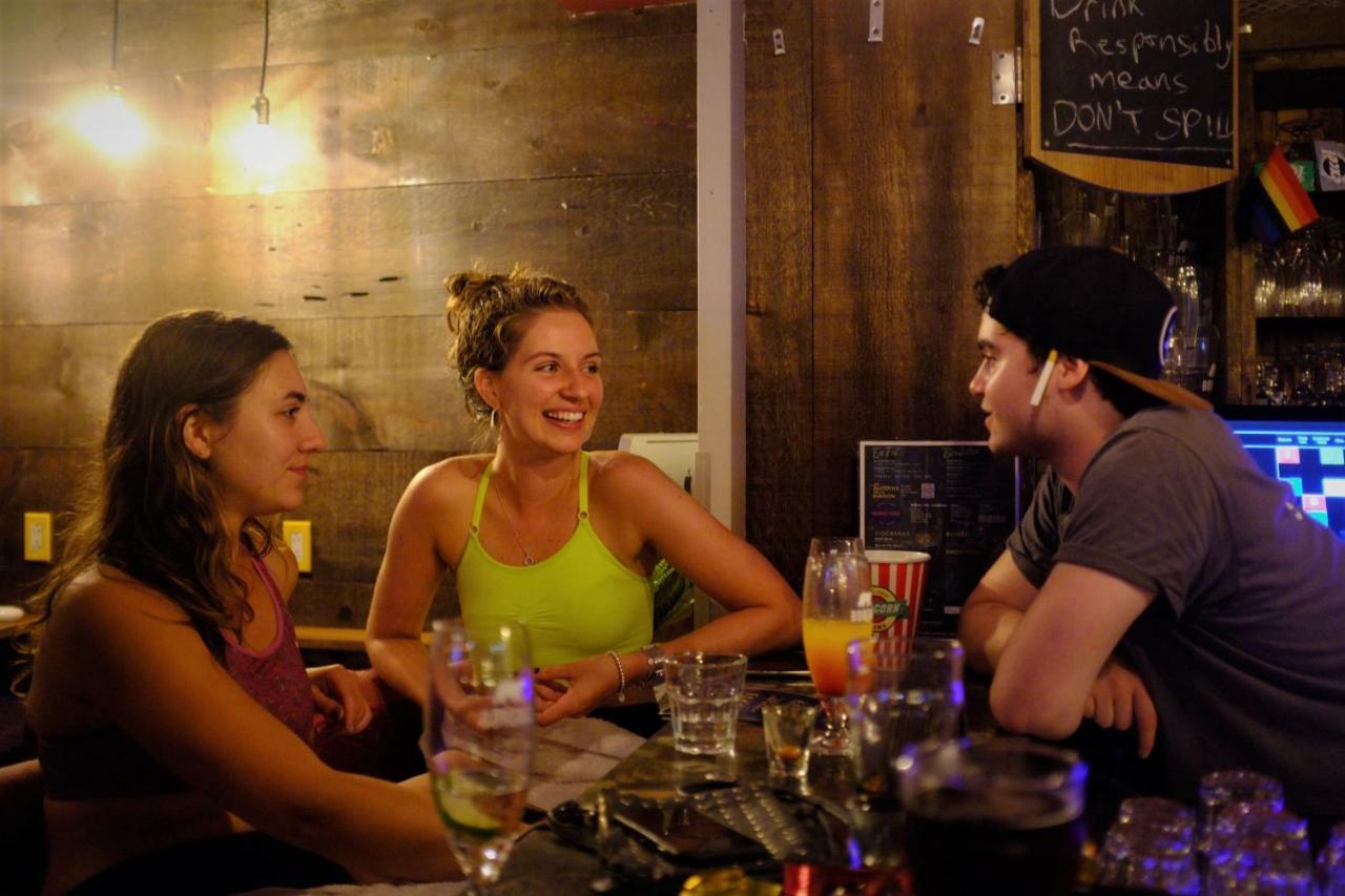 Samesun Montreal Hotel & Hostel Bagian luar foto